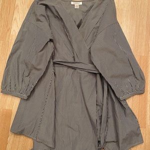 Maternity clothes-from Morherhood and Target stores. All sizes are L (some XL/M)